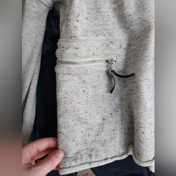 Medium heathered white Calvin Klein performance cowl neck pullover - Picture 3 of 8